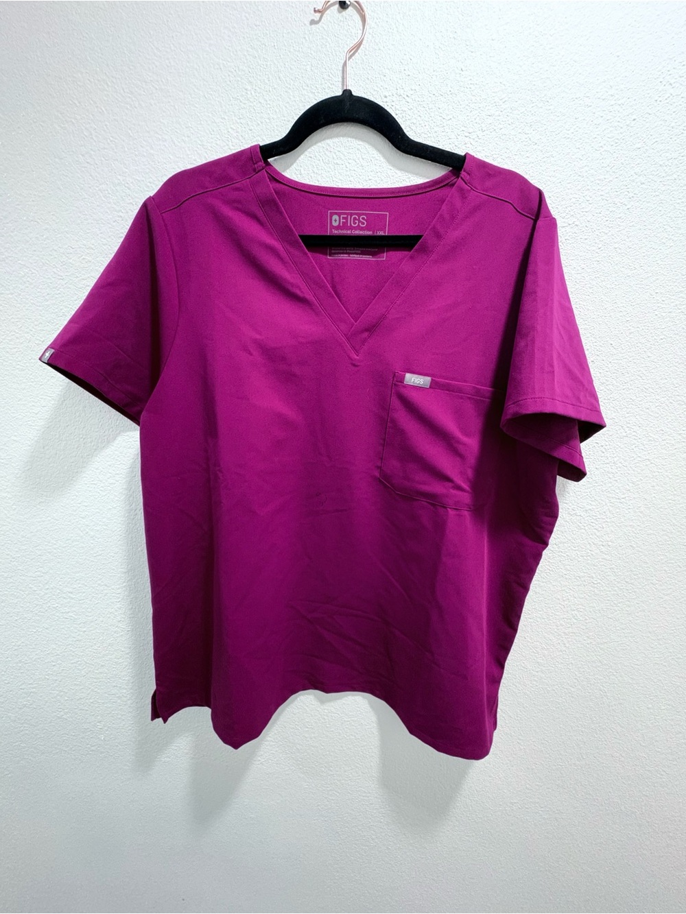 FIGS Catarina One-Pocket Scrub Top Women’s XXL - DEEP CRANBERRY